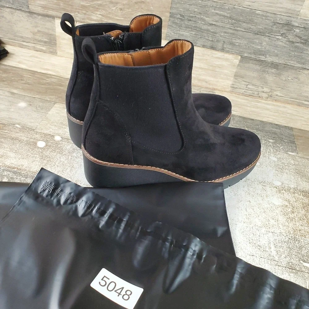 Eurosoft Franchesca Womens Ankle Boot Sz 9.5 M Black Elastic Gore Panel Side Zip